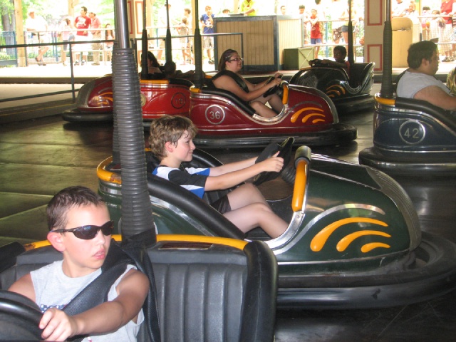 2009/07(July)/Six_Flags/640x480_20100206 198.JPG